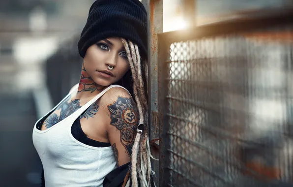 Picture girl, style, hat, body, Mike, piercing, tattoo, dreadlocks
