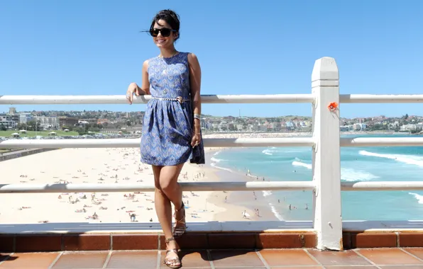 Girl, shore, actress, glasses, Vanessa Anne Hudgens, Vanessa Anne Hudgens