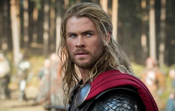 Picture armor, Thor, Chris Hemsworth.Chris Hemsworth, Thor : The Dark World