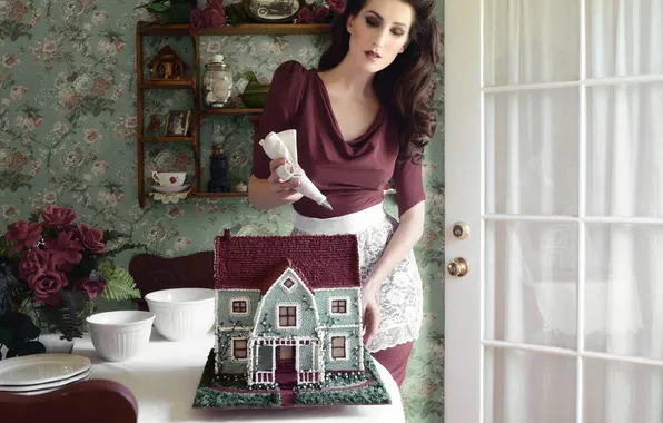 Picture girl, house, brunette, house, pastry chef