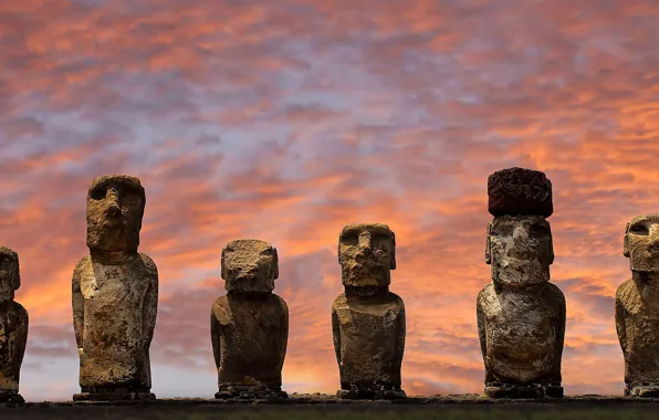 Easter island, statues, Chile, National Park Rapa Nui, , AHU Tongariki, Moai