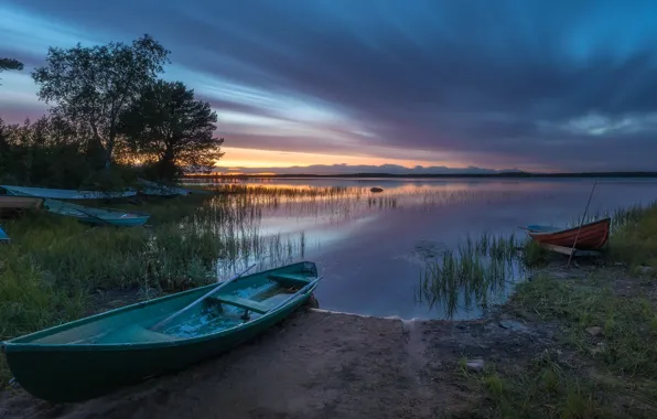 Picture lake, boats, the evening, Finland