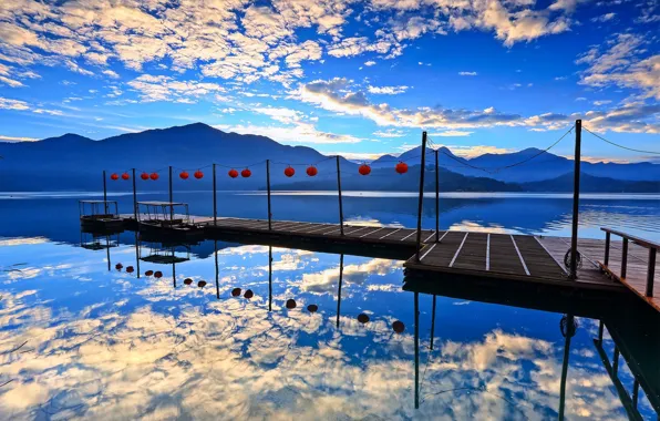 Picture the sky, clouds, lake, reflection, pier