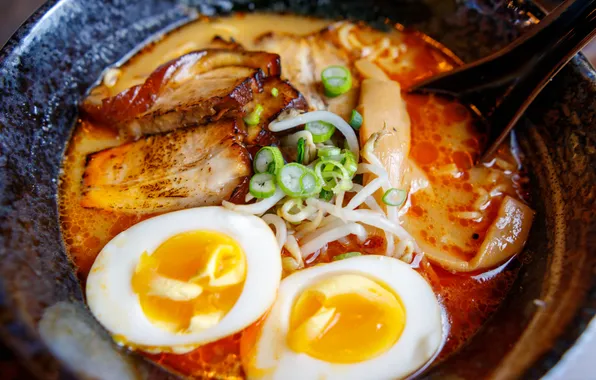 Picture spoon, bowl, cooked, pork, pork belly, miso, bean sprouts, green onion