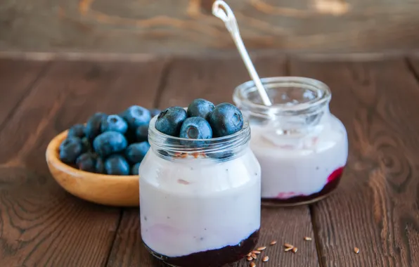 Berries, blueberries, yogurt
