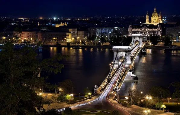 Picture Hungary, Budapest, Szechenyi Chain Bridge from Castle hill