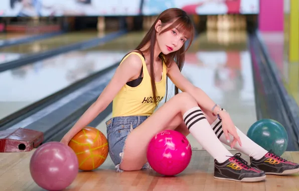 Picture Asian, women, brunette, tank top, bowling, jean shorts, Yen-Hsun Shih