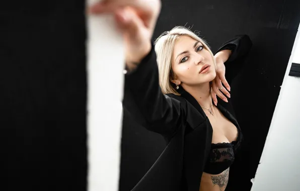 Picture pose, hands, look, blonde, bra, girl, chest, tattoo