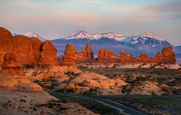 Road, mountains, stones, rocks, panorama, United States, Utah, Arches National Park