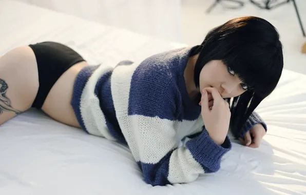 Look, panties, bed, brunette, tattoo, sweater, melissa clarke