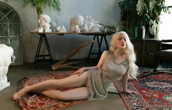 Sexy, pose, model, plants, makeup, figure, dress, hairstyle