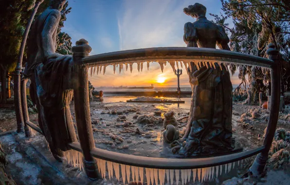 Picture winter, sea, the sun, trees, landscape, the city, icicles, promenade