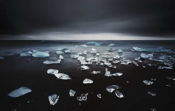 Picture ice, sea, shore