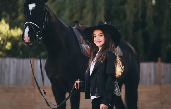 Horse, horse, child, hat, girl, in black