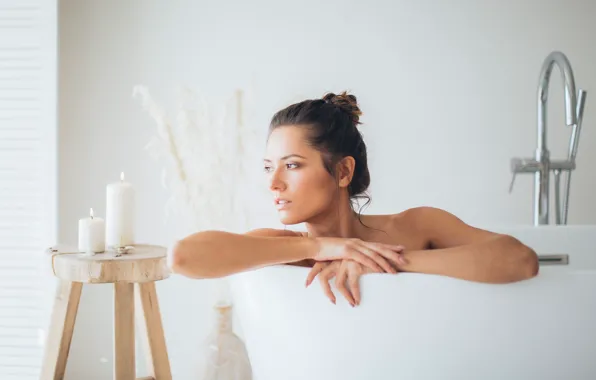 Picture relax, beauty, candles, bathroom, brown eyes, beautiful girl, beauty, brown eyes