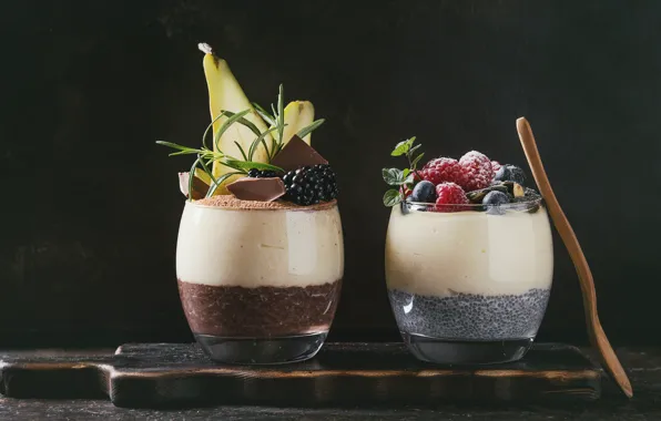 Picture glass, berries, raspberry, chocolate, blueberries, spoon, mint, BlackBerry