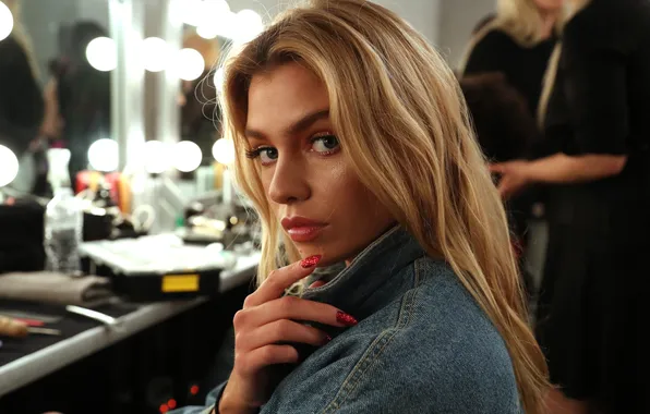 Model, blonde, Stella Maxwell