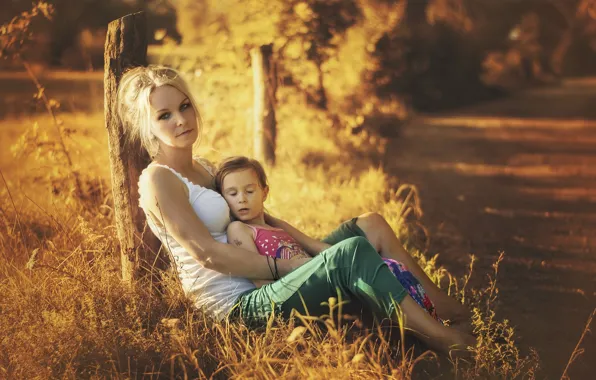 Road, daughter, mother