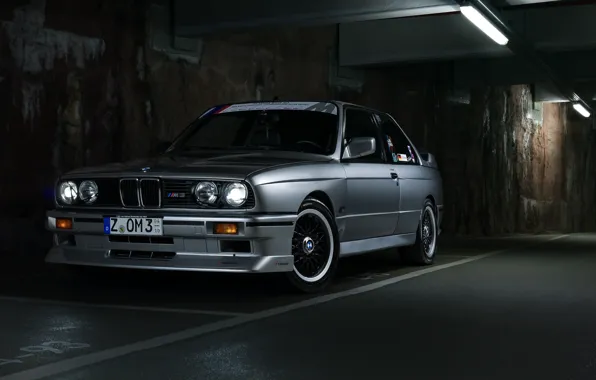 BMW, E30