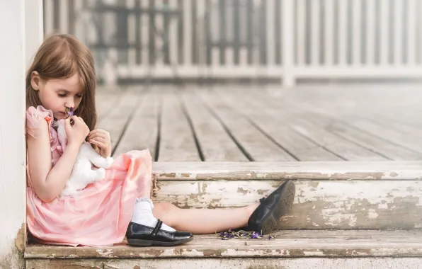Picture flowers, toy, girl