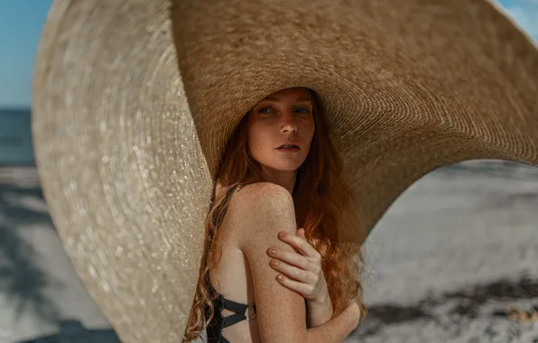 Hat, red, Oksana, Mykola Novikov