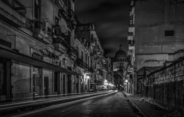 Night, excerpt, black and white, Capitol, architecture, Cuba, Havana
