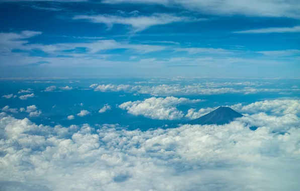 Picture the sky, clouds, horizon, Okinawa, mount Fuji