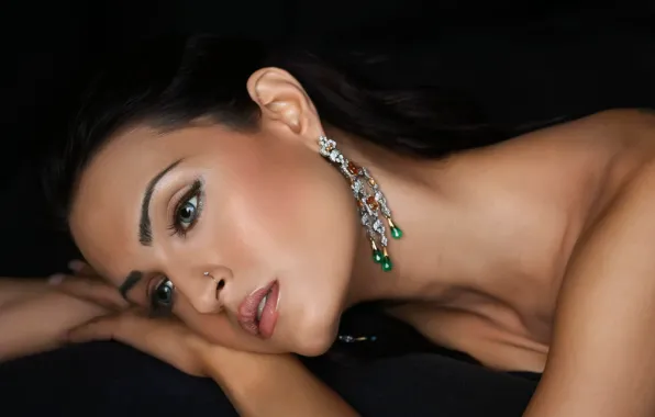 Picture decoration, face, pose, makeup, brunette, lies, beauty