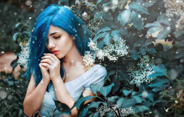 Leaves, girl, flowers, nature, t-shirt, the bushes, blue-haired