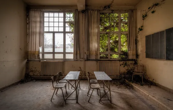 Picture Board, desks, Klas