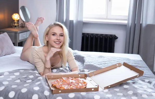 Cleavage, long hair, food, model, pizza, bedroom, gorgeous, photoshoot