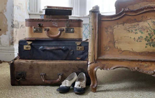 Picture books, shoes, suitcases