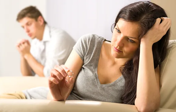 Picture ring, decision, marriage, Disillusion
