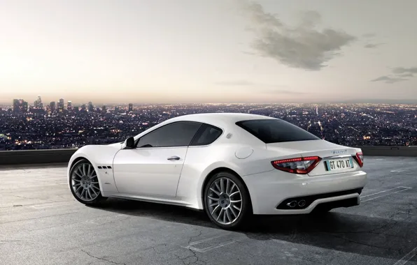 Picture white, Maserati, GranTurismo-S