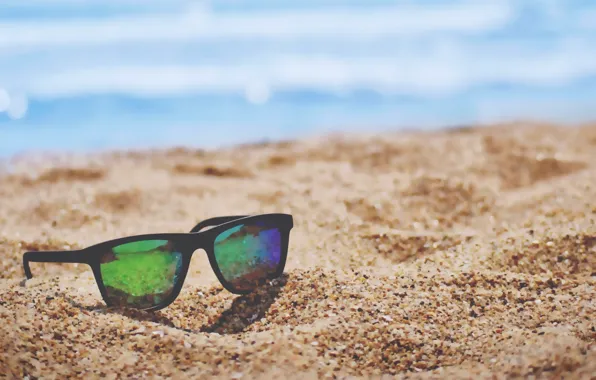Picture beach, sand, glasses