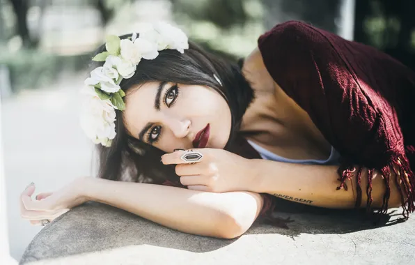 Picture pose, makeup, brunette, ring, tattoo, tattoo