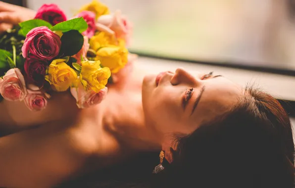 Look, girl, light, flowers, face, pose, roses, bouquet