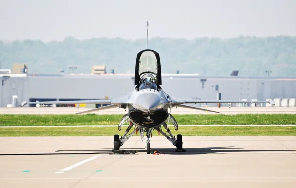 Fighter, the plane, the airfield, f-16, F-16, fighting falcon