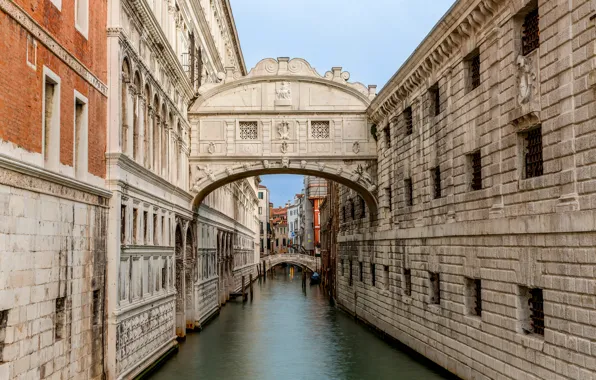 Picture the sky, Italy, Venice, the Doge's Palace, the bridge of Sighs, Palace channel
