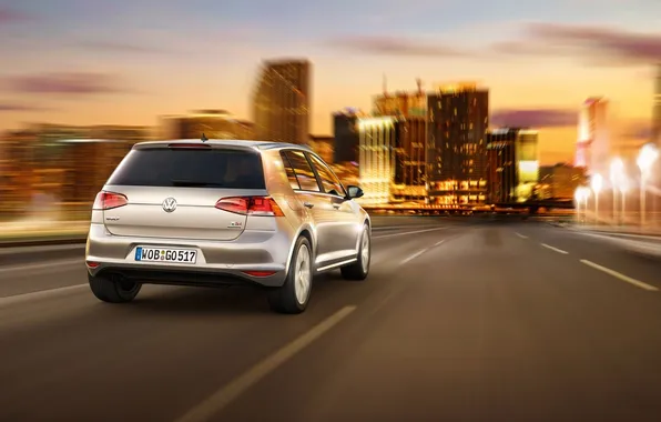 Picture road, the sky, the city, silver, Volkswagen, rear view, Golf, Volkswagen