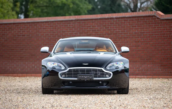 Vantage, Aston Martin V8, 2010, Coupe, the only instance, Aston Martin V8 Vantage, V8 Vantage …