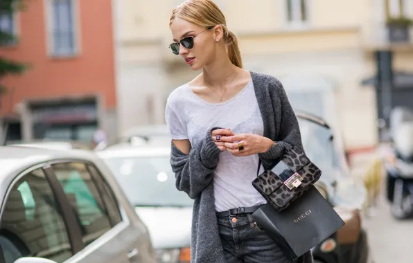 Look, pose, street, model, makeup, figure, glasses, hair