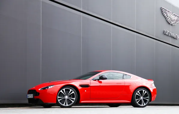 Picture red, aston martin, vantage, v12