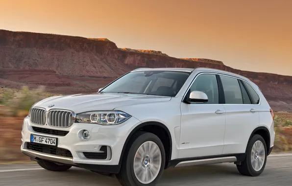 Car, BMW, white, road, speed, xDrive30d