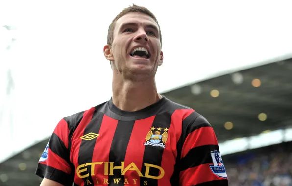 Picture dzeko, City, Manchester City, Single Dzeko, Dzeko