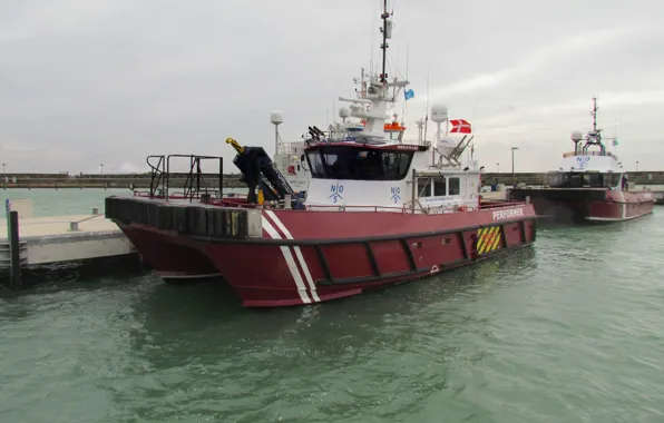 Tug, pier, port, Performer