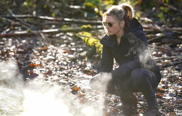 Forest, pose, figure, glasses, the series, Katheryn Winnick, TV series, evaporation