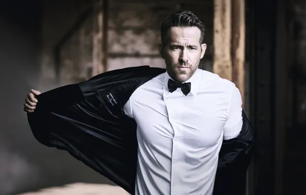 Picture look, male, shirt, Ryan Reynolds, jacket