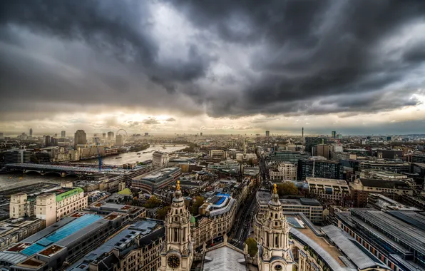 Picture the sky, clouds, the city, London