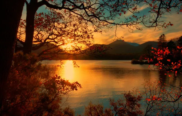 Picture autumn, mountains, lake, morning